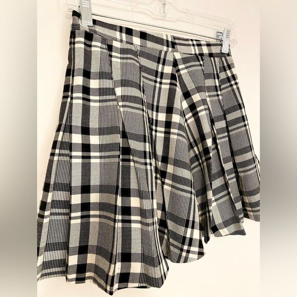 Divided Classic Plaid Women's Skirt size 4 - Picture 3 of 9